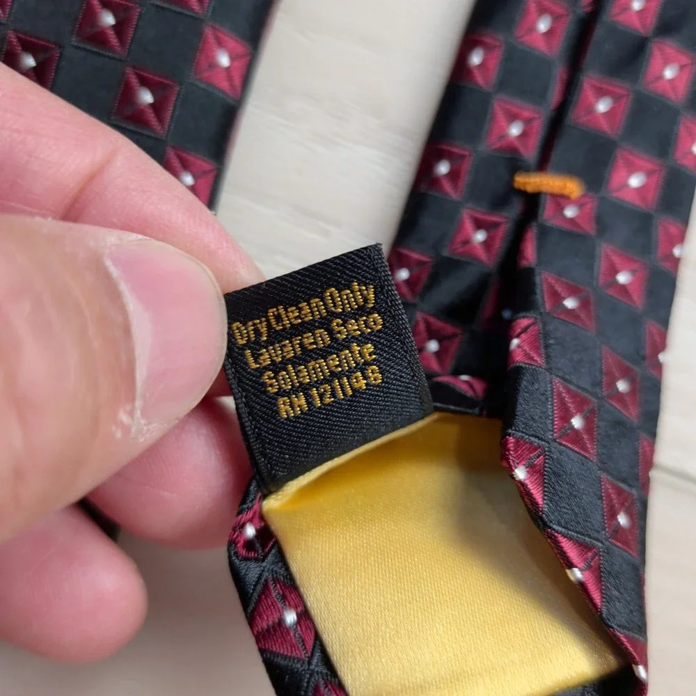 Donald J Trump Signature Collection Silk Tie Black Red Geometric Hand Made